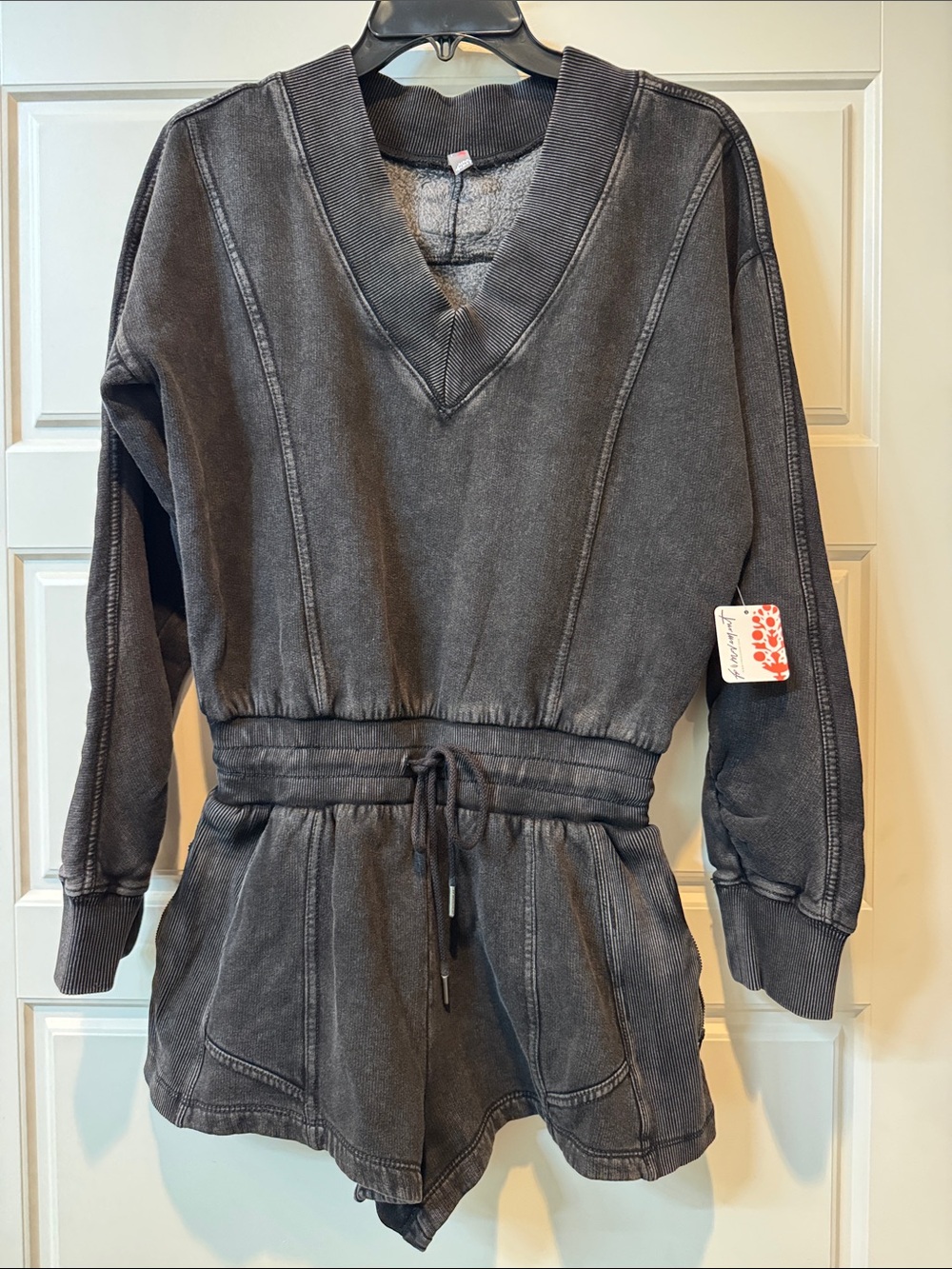 NWT: Free People Intercept Romper- SZ: XS 🖤🩶 Retails $128